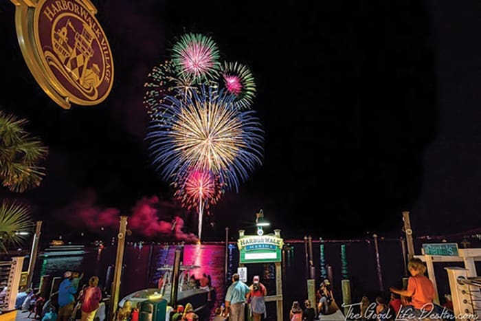 Harborwalk Fireworks