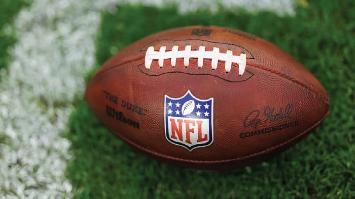November 2025 Pro Football Schedule