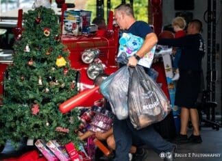 FWB Fire Department Expands Holiday Toy Drive Efforts with 2025 Santa’s Firehouse Cruz Thru Fwb Fire Dept Cruz Thru5