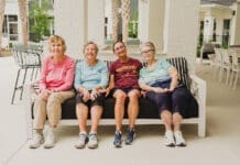 Watersound Fountains 25 Friends 006 4c